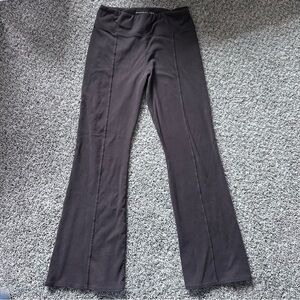 Abercrombie & Fitch brown flare leggings